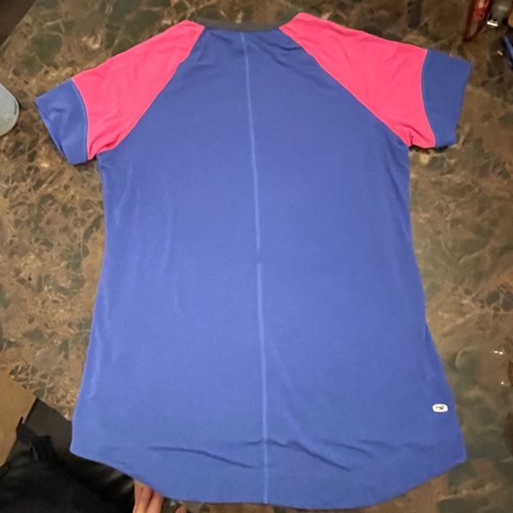 Sugoi women’s large athletic top - Picture 2 of 7